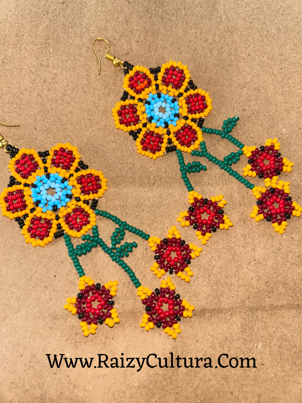 Flower earrings ✨